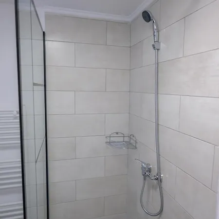 Vila Rd Guest house *